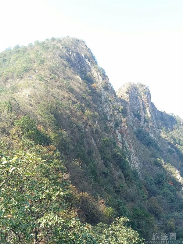 浦江左溪山