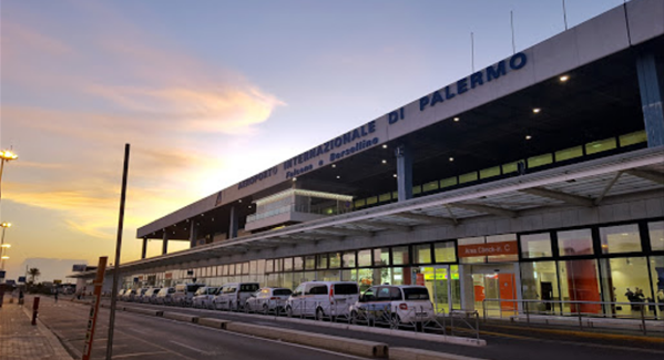 巴勒莫机场 巴勒莫法尔科内-博尔塞利诺机场