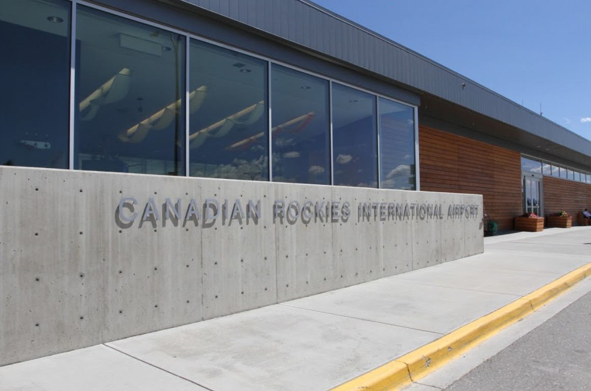 克兰布鲁克加拿大落基山国际机场