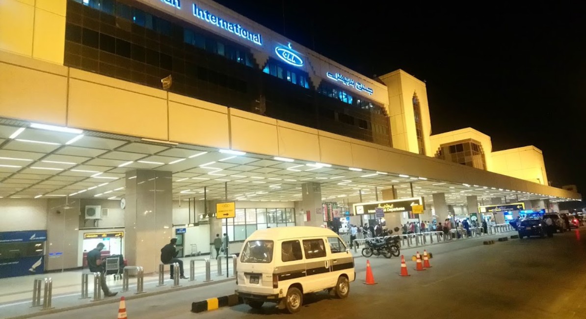 卡拉奇真纳国际机场