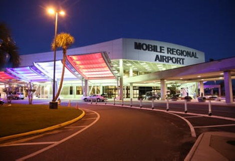 莫比尔机场