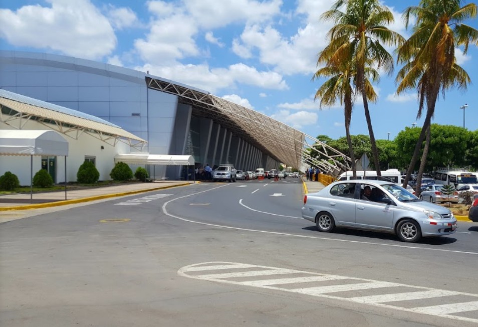 马纳瓜机场