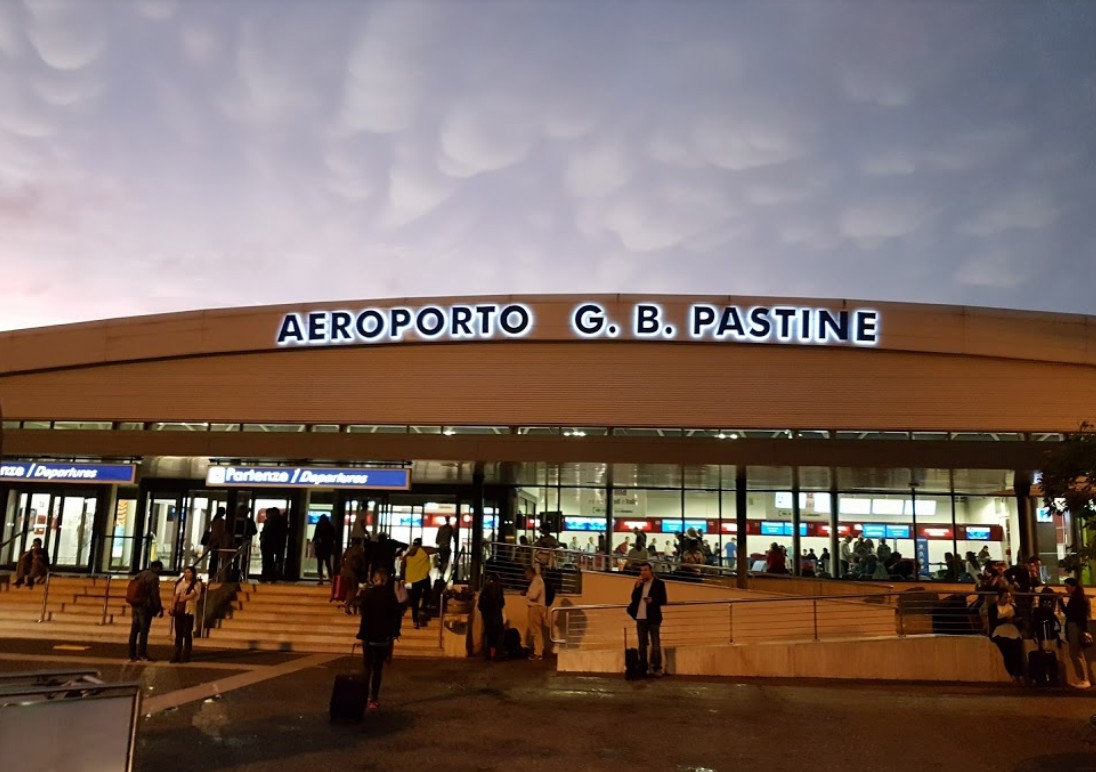 罗马钱皮诺机场