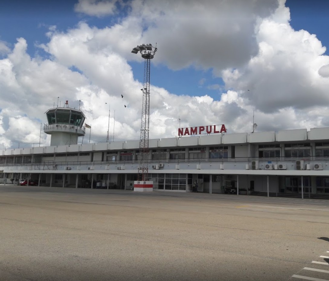 楠普拉机场